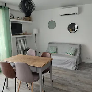 superbe-logement-climatise-a-avignon-extra-muros.aixenprovencehotels.org/